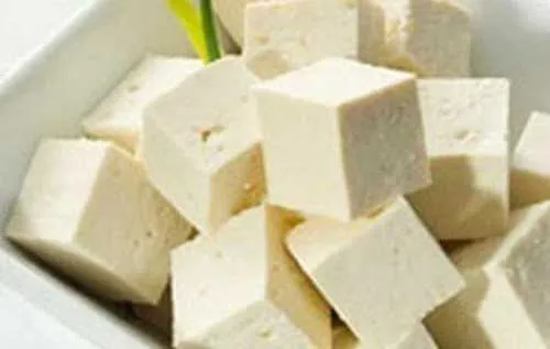 white-fresh-soya-paneer-933